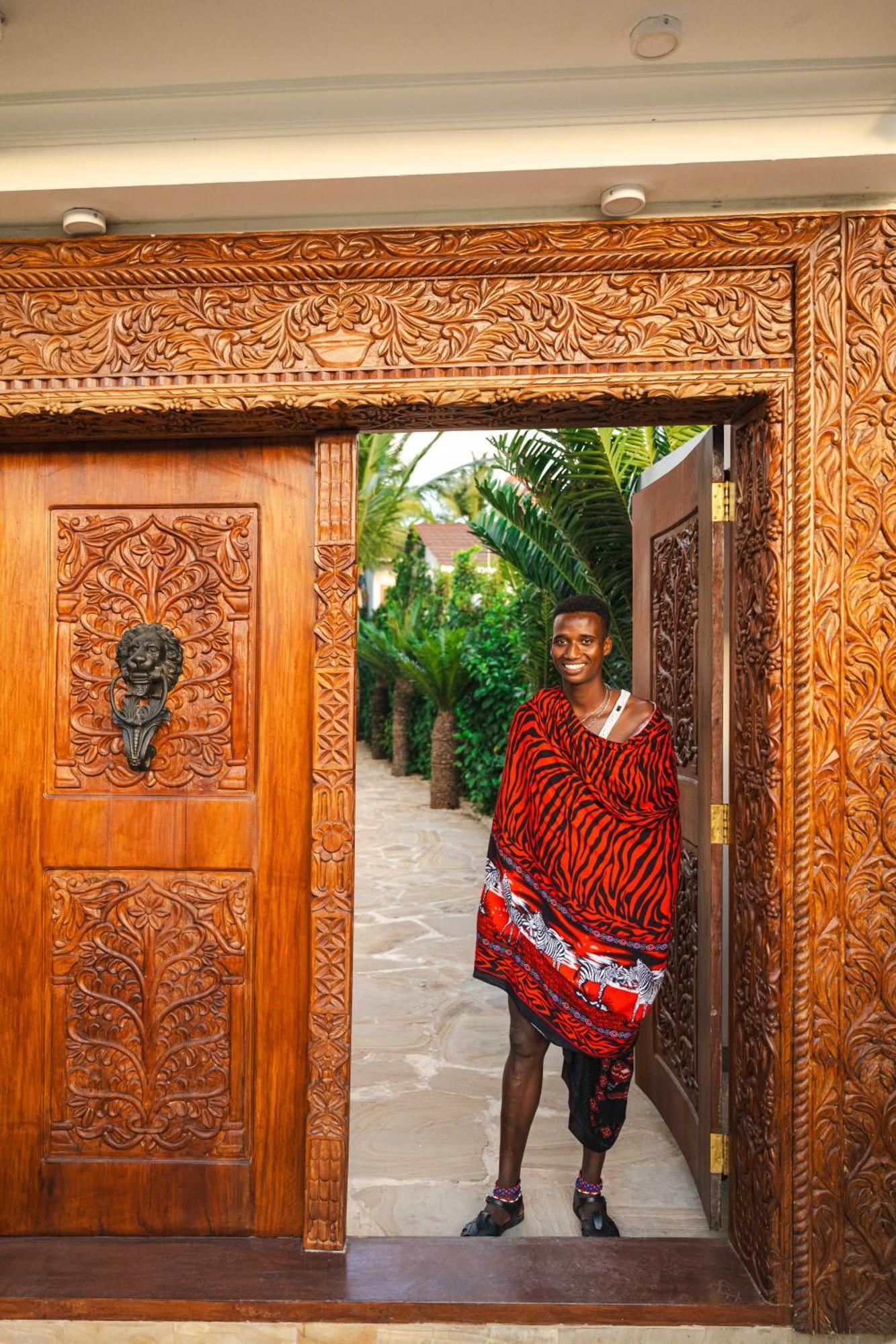 Karibu Beach Resort Pongwe Bagian luar foto